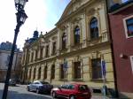Pohled na budovu knihovny v Tomkově ulici na starém městě